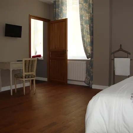 Nyaraló La Cour Des Carmes