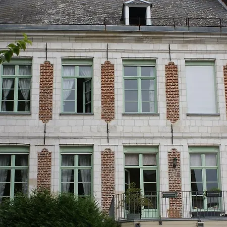 La Cour Des Carmes Nyaraló